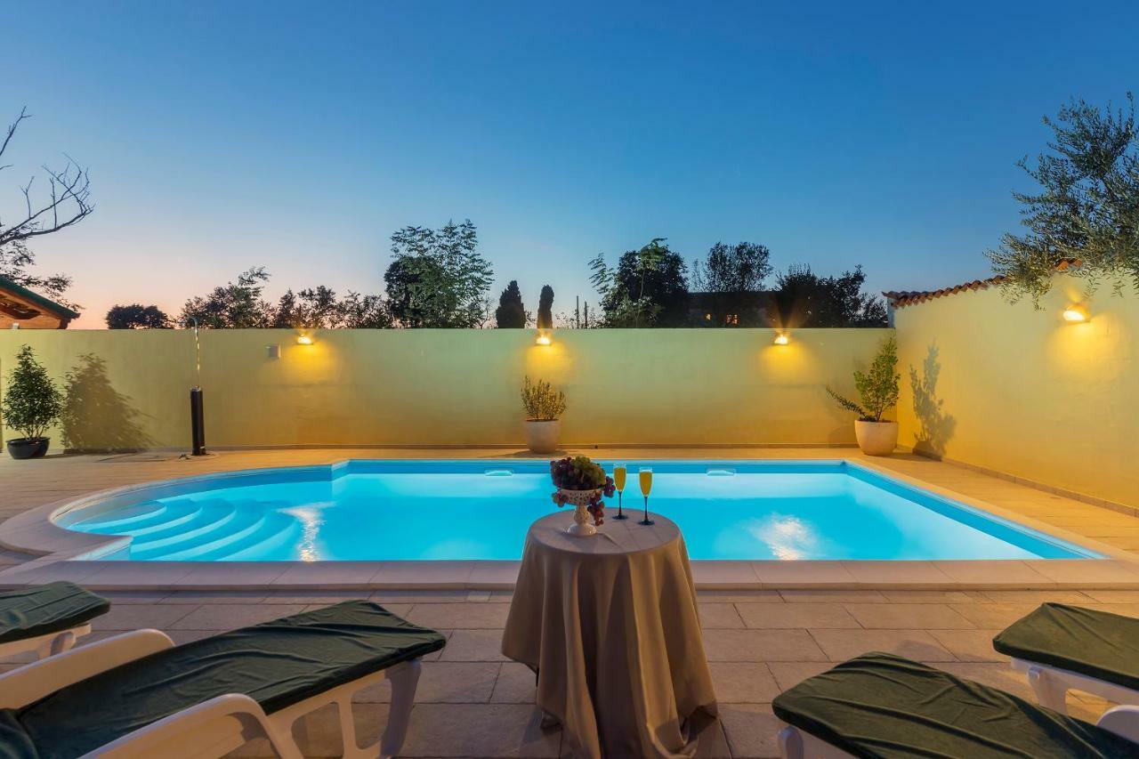 Villa Monique Воднян Екстер'єр фото